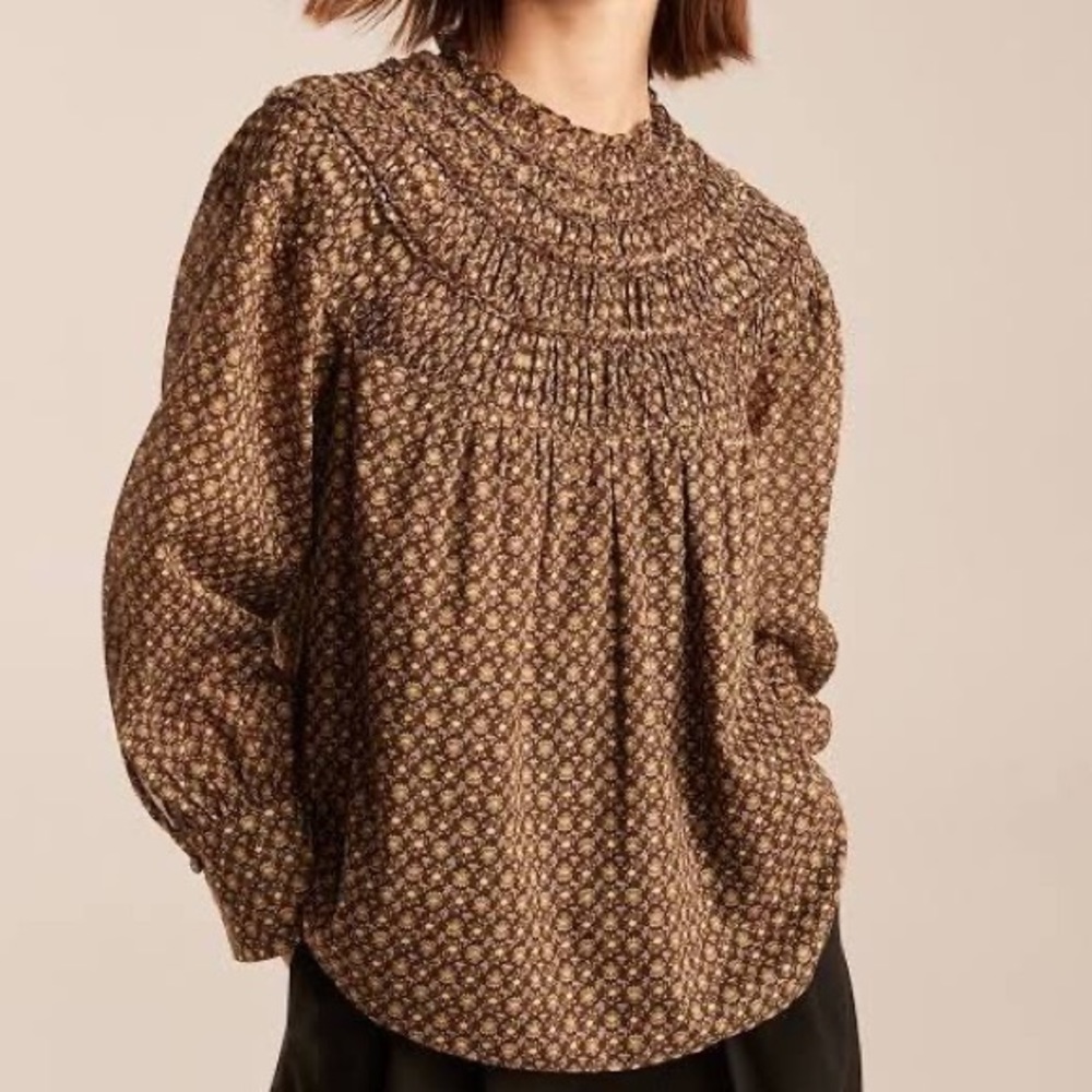 FEATHER FLEUR SMOCKED MOCK NECK TOP